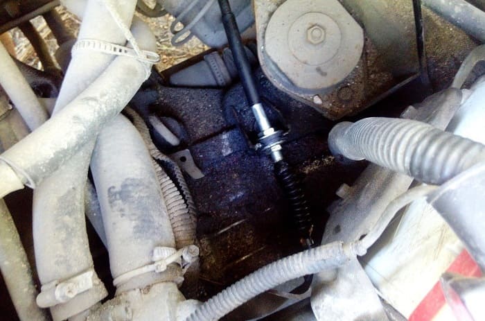 Регулировка троса сцепления: последовательность действий